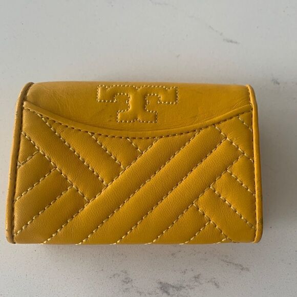 Tory Burch Alexa Mini Bifold Wallet - Picture 4 of 15